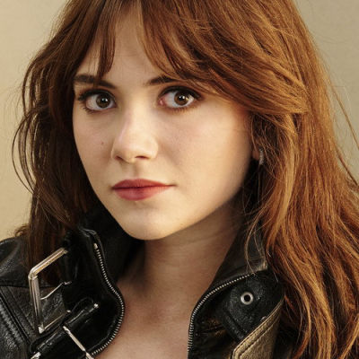 emilia-jones